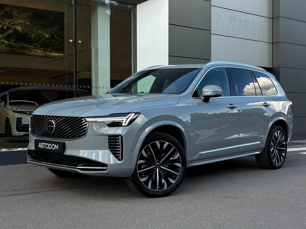 XC90 Ультра Темный (7 мест) / Ultra Dark (7 мест) 2.0 AT 4WD (250 л.с.)