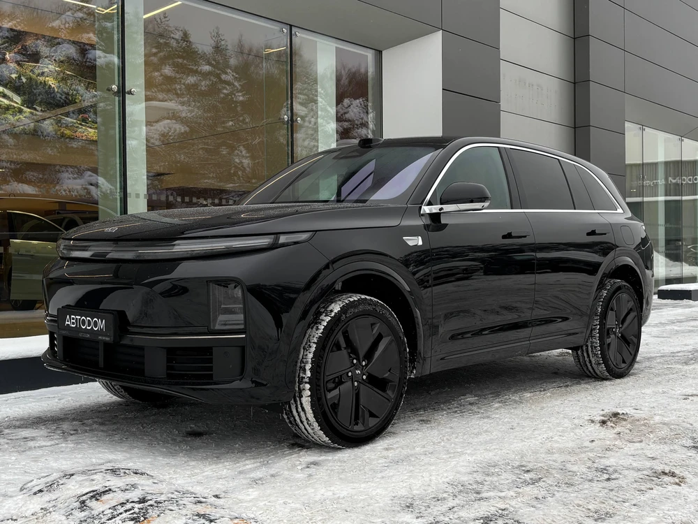 L7 Ultra 52.3 kWh 1.5hyb AT 4WD (449 л.с.)