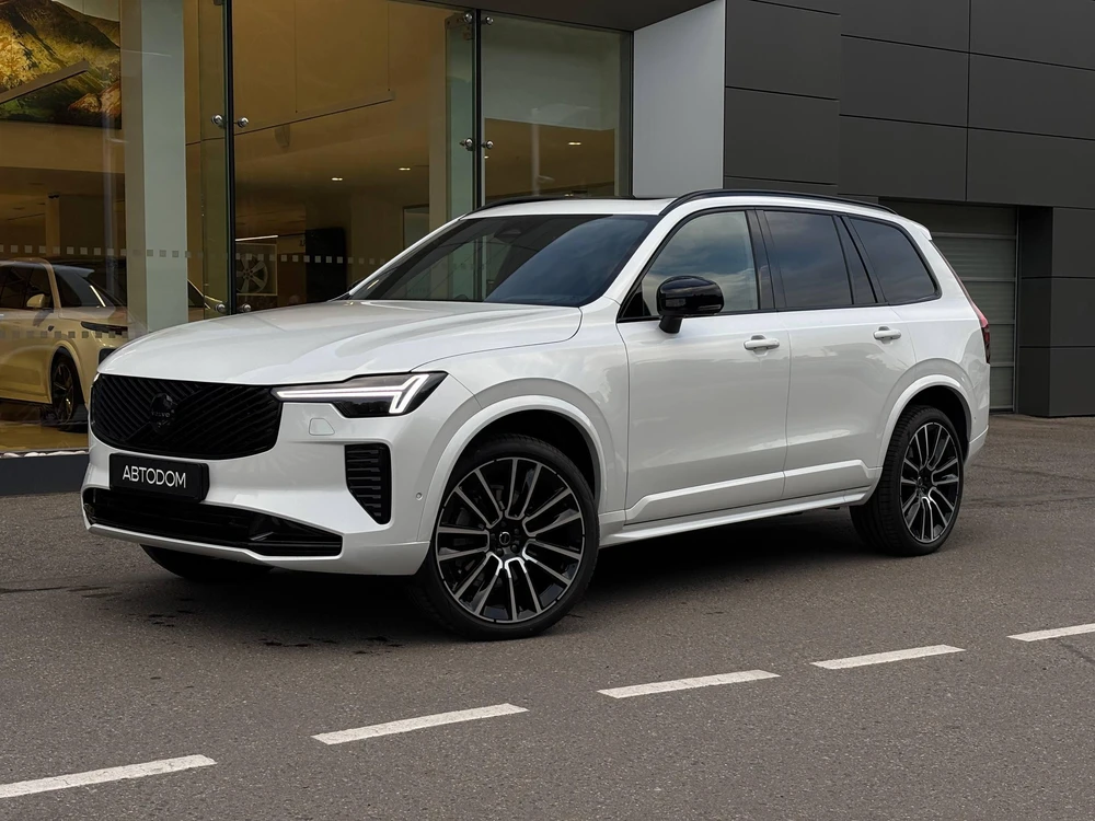 XC90 Ультра Темный (7 мест) / Ultra Dark (7 мест) 2.0 AT 4WD (250 л.с.)