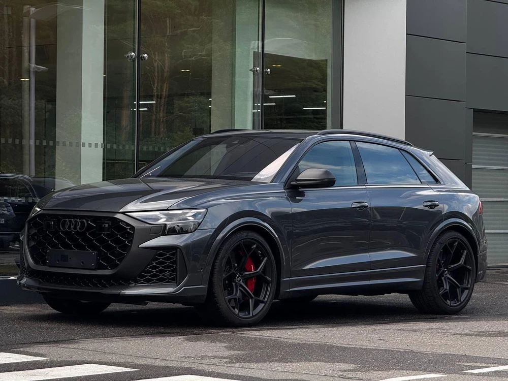 RS Q8 Кватро типтроник 4.0 AT 4WD (600 л.с.)