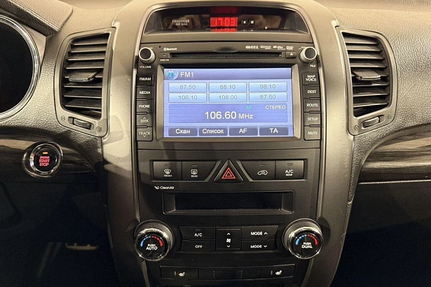 Sorento Prestige 2.4 AT 4WD (175 л.с.) фото 21