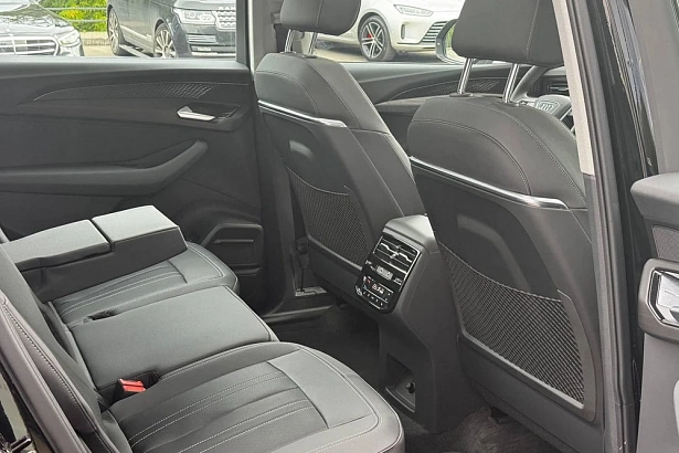 Q6 40 TFSI quattro 2.0 AMT 4WD (231 л.с.) фото 1