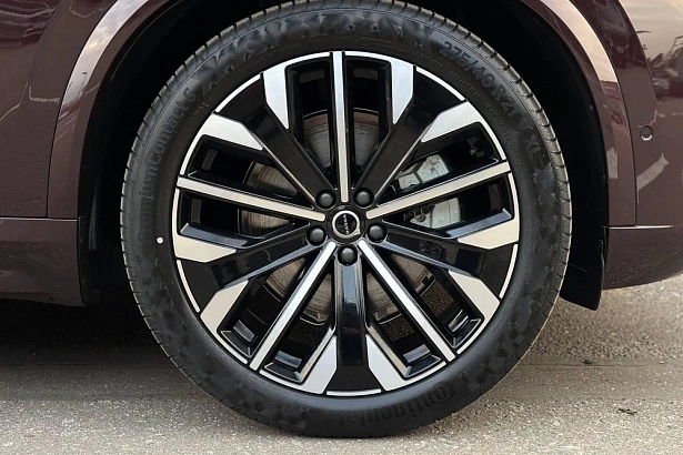 XC90 Ультра / Ultra 2.0 AT 4WD (250 л.с.) фото 33