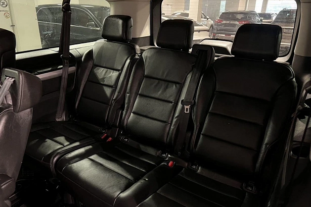 Traveller Business VIP 2.0d AT LWB (7 мест) (150 л.с.) фото 14
