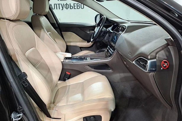 F-Pace Prestige 2.0d AT 4WD (240 л.с.) фото 10