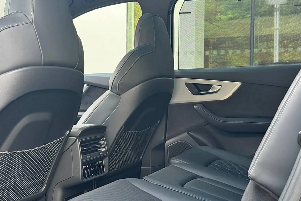 Q7 50 TDI quattro tiptronic 3.0d AT 4WD (286 л.с.) фото 10