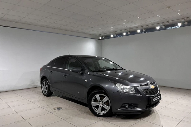 Cruze LT sedan 1PR69KBF1 1.8 AT (141 л.с.) фото 2