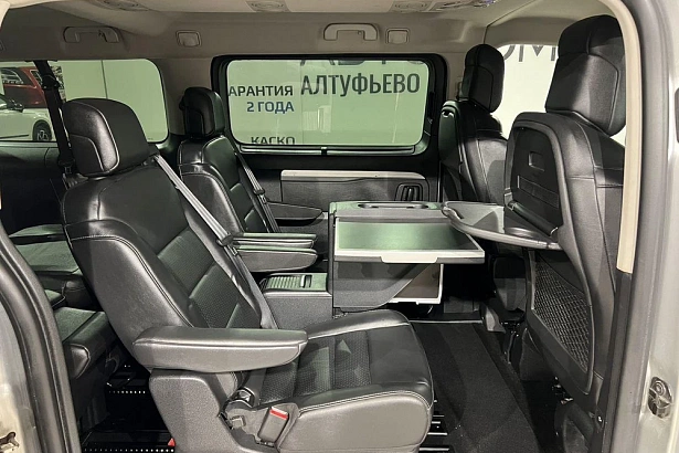 Traveller Business VIP 2.0d AT LWB (7 мест) (150 л.с.) фото 13