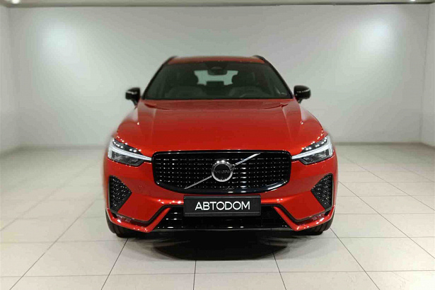 XC60 R-Design 2.0 AT 4WD (249 л.с.) фото 8