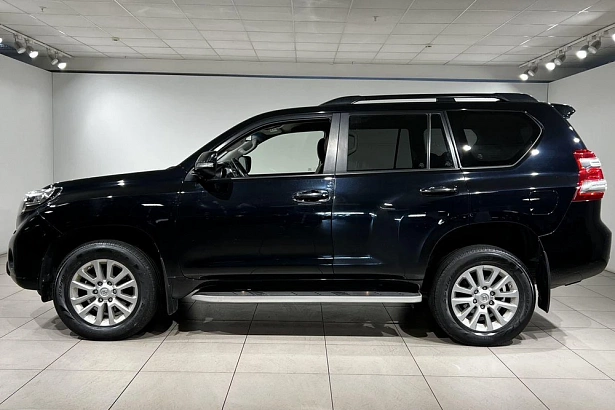 Land Cruiser Prado Престиж 2.8d AT 4WD (5 мест) (177 л.с.) фото 3