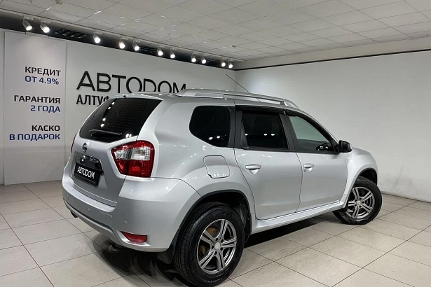 Terrano Elegance 2.0 AT 4WD (143 л.с.) фото 6