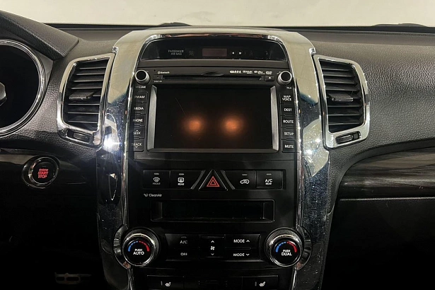 Sorento Premium 2.4 AT 4WD (175 л.с.) фото 18