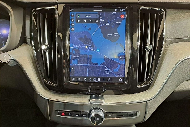 XC60 R-Design 2.0 AT 4WD (249 л.с.) фото 22