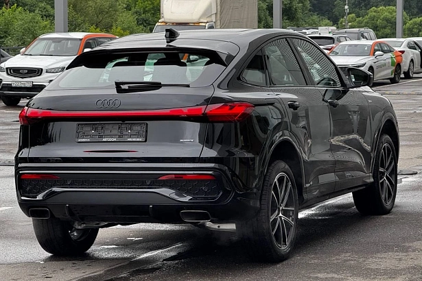 Q5 TFSI quattro S tronic 2.0 AMT 4WD (272 л.с.) фото 4