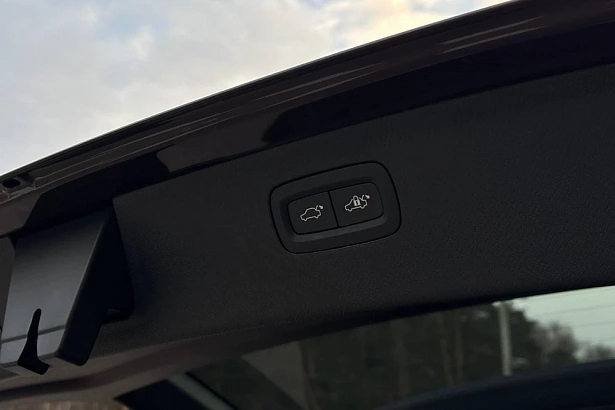 XC90 Ультра / Ultra 2.0 AT 4WD (250 л.с.) фото 42