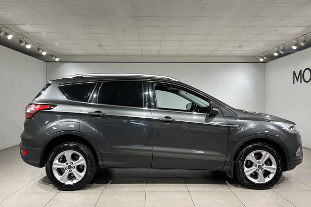 Kuga Titanium (2017) 2.5 AT (150 л.с.) фото 7