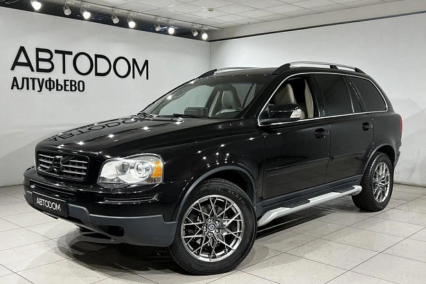 XC90 Base 2.5 AT 4WD (5 мест) (210 л.с.) фото 1
