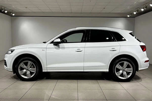 Q5 Sport 2.0 AMT 4WD (249 л.с.) фото 3