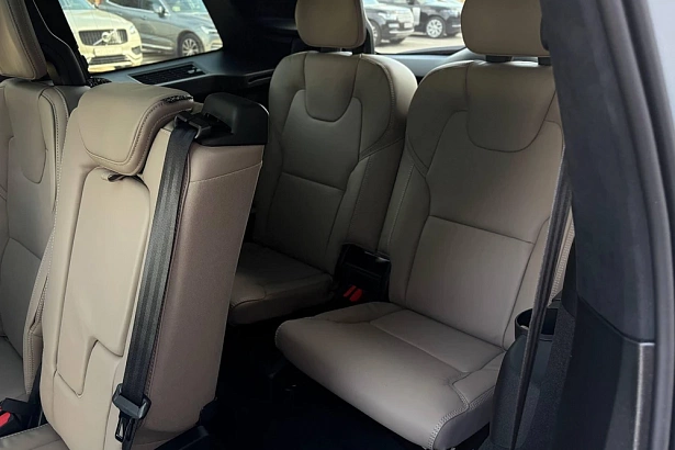 XC90 Ультра / Ultra 2.0 AT 4WD (250 л.с.) фото 15