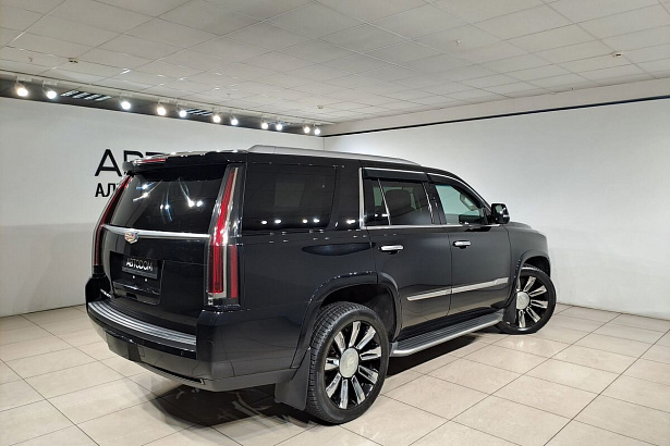 Escalade Premium 6.2 AT 4WD (409 л.с.) фото 6