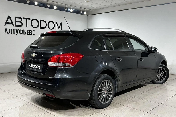 Cruze LT 1.8 AT (141 л.с.) фото 6