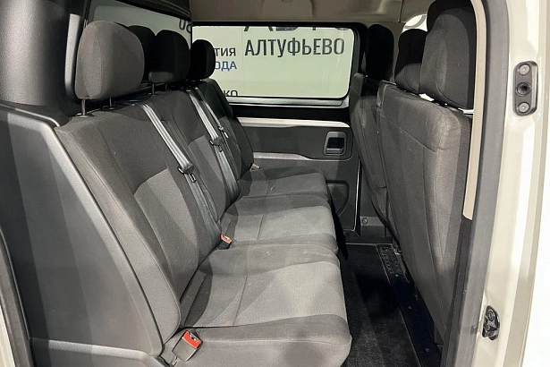 Vivaro Base 2.0d MT (150 л.с.) фото 12