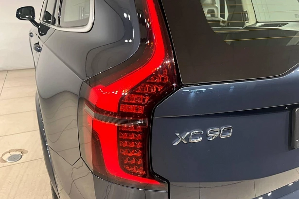 XC90 Ультра / Ultra 2.0 AT 4WD (250 л.с.) фото 48