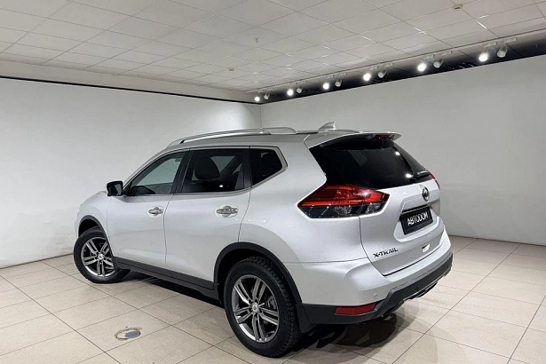 X-Trail SE Top (2018-2020) 2.0 CVT 4WD (144 л.с.) фото 4