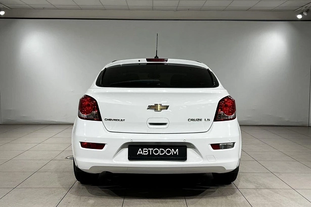 Cruze LS 1.6 AT (109 л.с.) фото 8