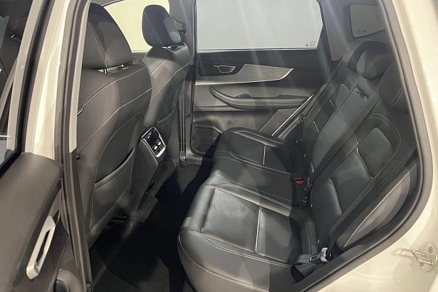 Tiggo 7 Pro Max Prestige 1.6 AMT 4WD (150 л.с.) фото 12