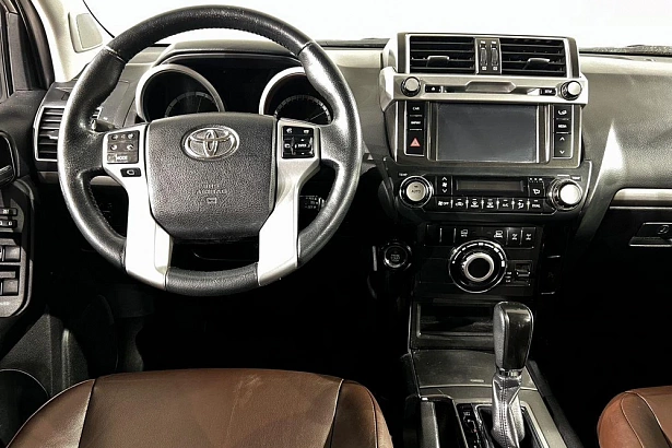 Land Cruiser Prado Престиж 2.8d AT 4WD (5 мест) (177 л.с.) фото 14