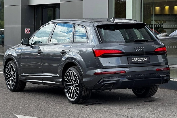Q7 45 TFSI quattro tiptronic 2.0 AT 4WD (252 л.с.) фото 4