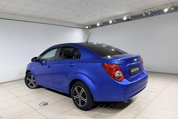 Aveo LT 1.6 AT (115 л.с.) фото 3