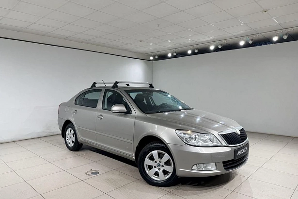 Octavia Elegance 1.8 AMT (152 л.с.) фото 2