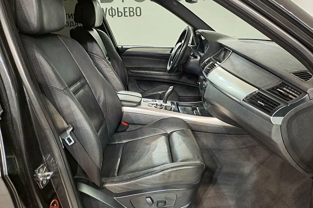 X5 Base 3.0d AT 4WD (286 л.с.) фото 10