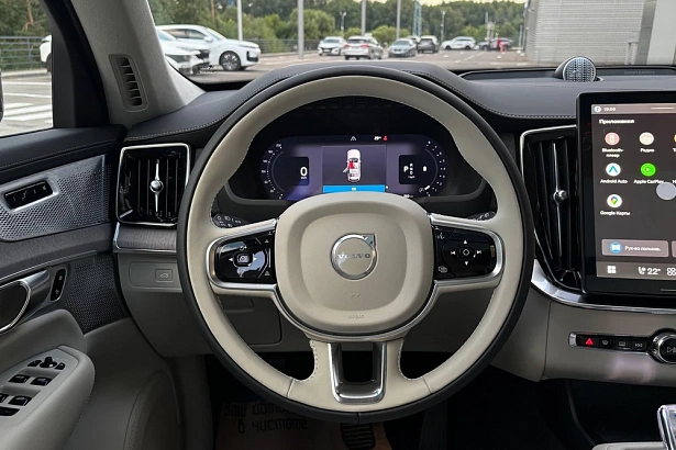 XC90 Ультра Темный (7 мест) / Ultra Dark (7 мест) 2.0 AT 4WD (250 л.с.) фото 15