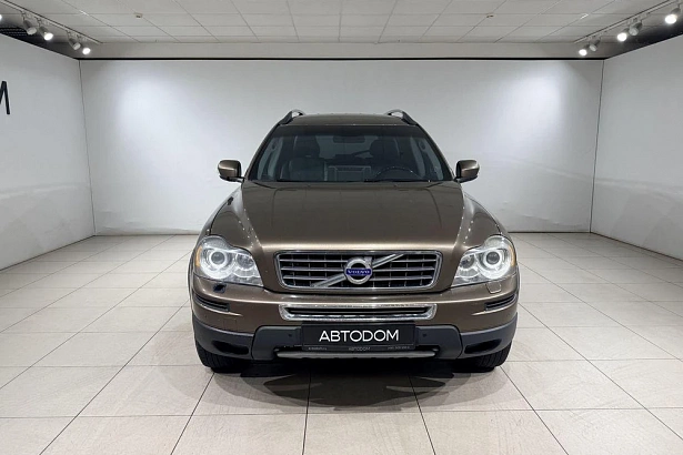 XC90 Base 2.5 AT 4WD (5 мест) (210 л.с.) фото 5