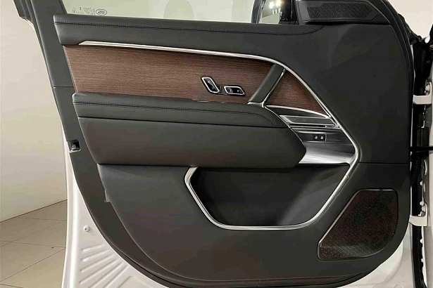 Range Rover Autobiography 3.0d AT 4WD (350 л.с.) фото 23