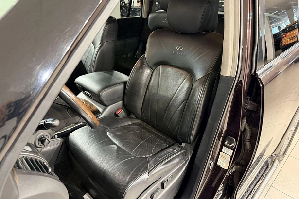 QX56 Hi-Tech 5.6 AT 4WD (405 л.с.) фото 11