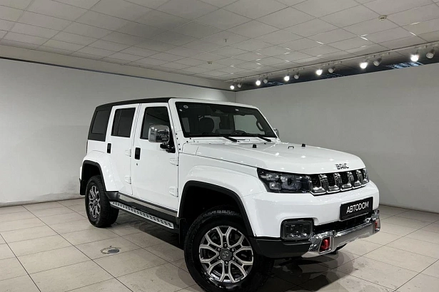 BJ40 Flagship 2.0 AT 4WD (218 л.с.) фото 2
