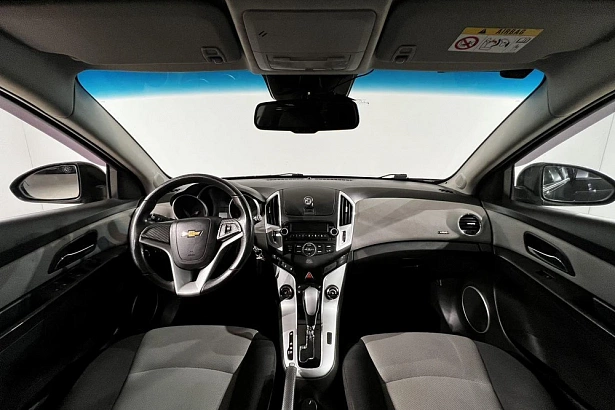 Cruze LT 1.8 AT (141 л.с.) фото 9