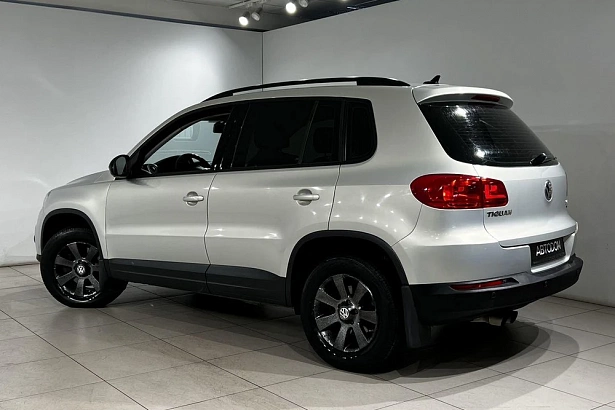 Tiguan Track & Field 2.0 AT 4WD (180 л.с.) фото 3