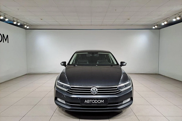 Passat Highline 1.8 AMT (180 л.с.) фото 5