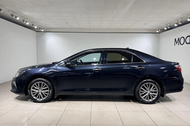 Camry Exclusive 2.5 AT (181 л.с.) фото 3