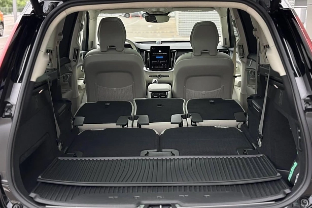XC90 Ультра / Ultra 2.0 AT 4WD (250 л.с.) фото 16