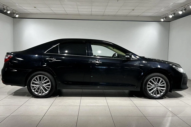 Camry Exclusive 2.5 AT (181 л.с.) фото 7
