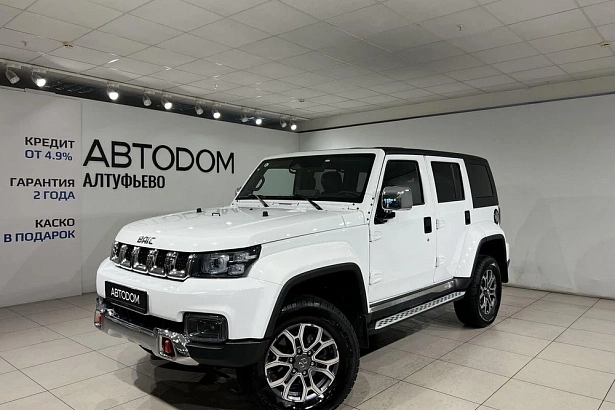 BJ40 Flagship 2.0 AT 4WD (218 л.с.) фото 1