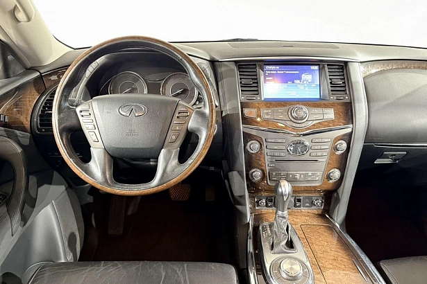 QX56 Hi-Tech 5.6 AT 4WD (405 л.с.) фото 13