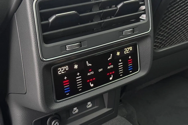 Q8 50 TDI 3.0d AT 4WD (286 л.с.) фото 23