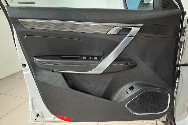 Atlas Pro Luxury 1.5 AMT 4WD (177 л.с.) фото 20